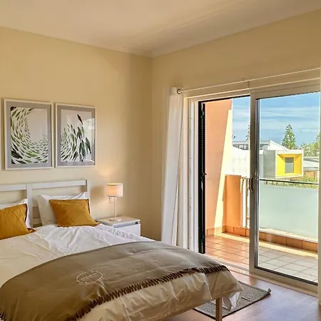 Vegas By Check-in Portugal Villa